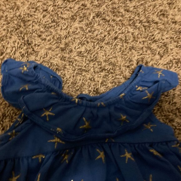 Tea Collection Sun Dress 6-9 Months Blue with Sparkly Gold Stars Ruffle Front - Picture 2 of 3